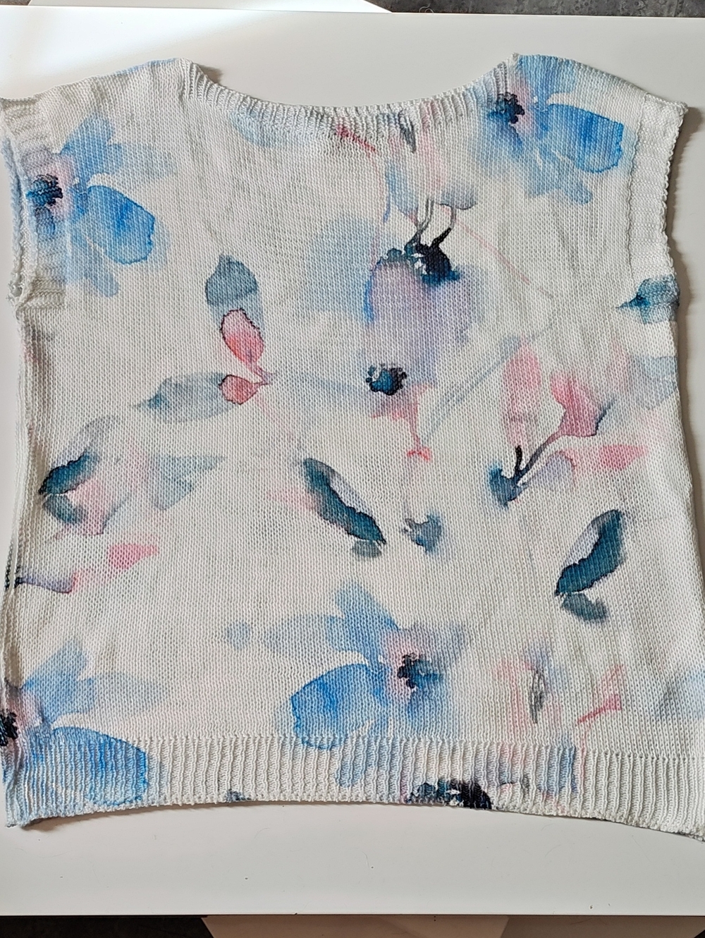 Watercolor Floral Crewneck Sweater - White with Blue & Pink